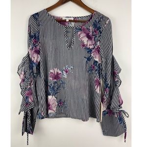 Love & Piece size Medium Black White Striped Purple Floral Ruffle Sleeve Blouse
